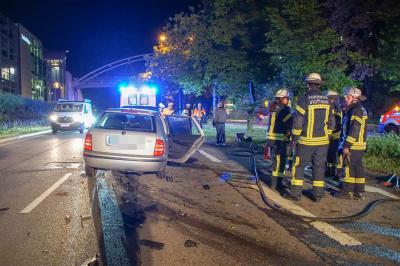 Stuttgart-Degerloch: Schwerer Verkehrsunfall mit mehreren verletzten Personen 
